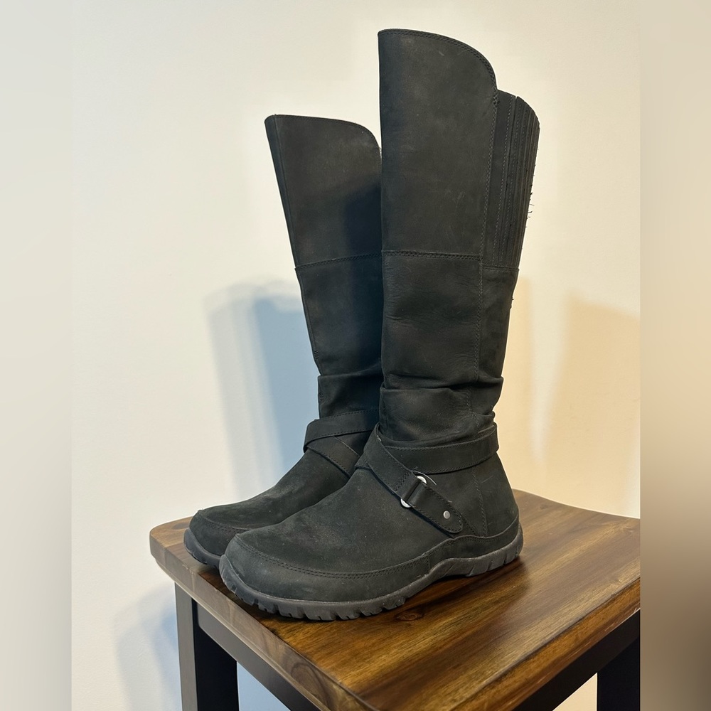 The North Face Camryn II Tall Black Leather Waterproof Winter Boots